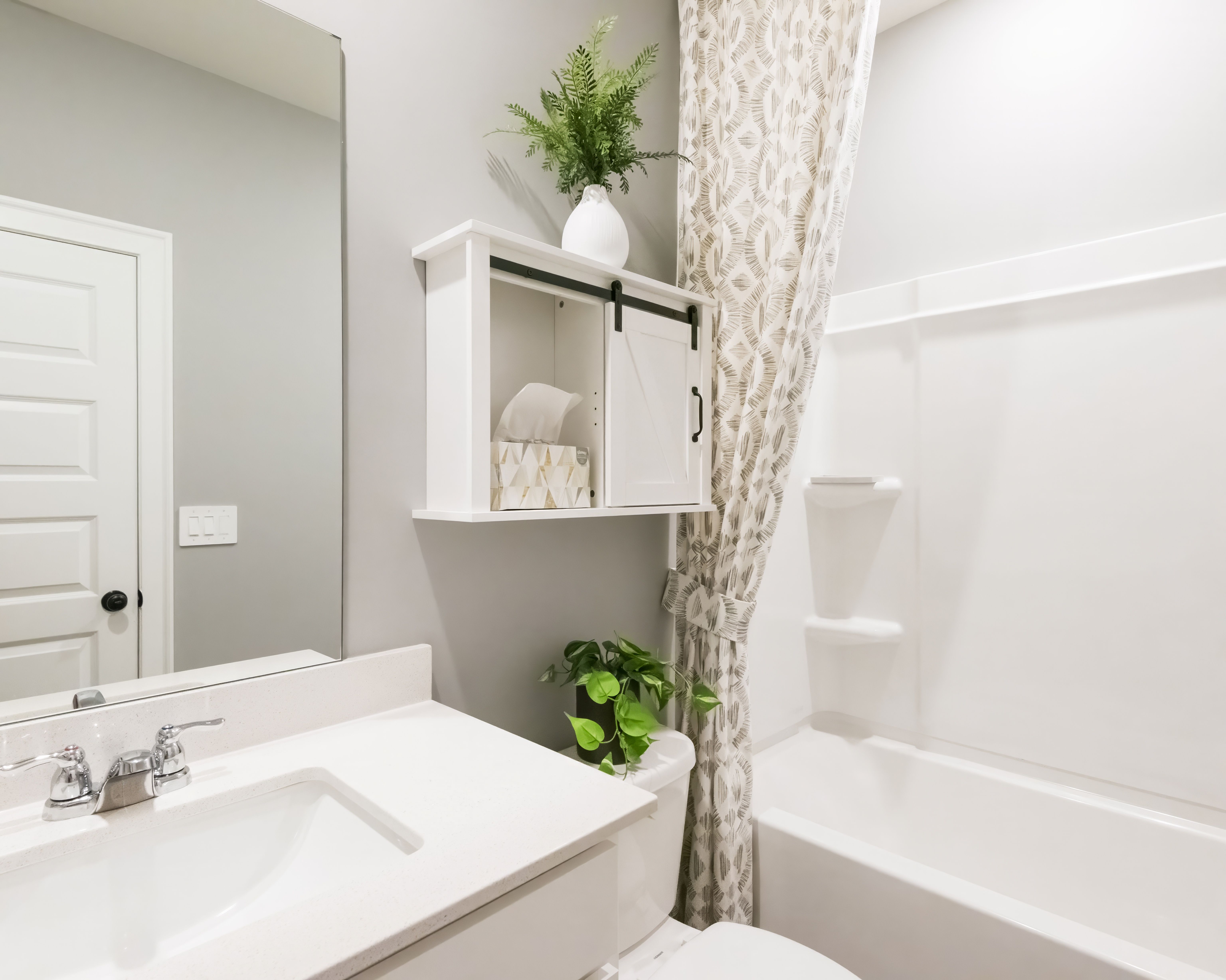 The Johnson floorplan with the Lush White interior package modeled at Martin Springs.