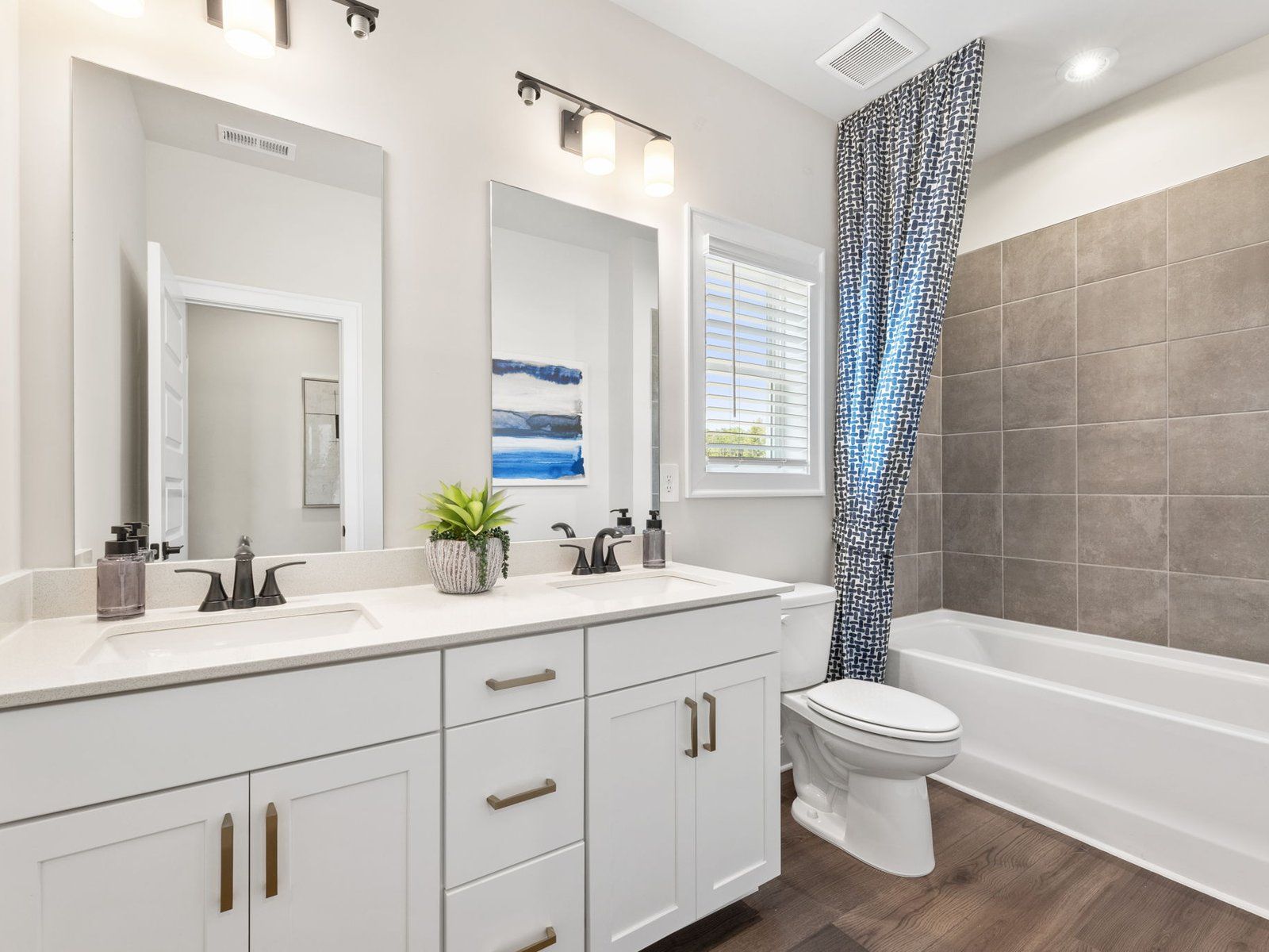 The Orchard Park floorplan with the Timeless Contrast Linen interior package.