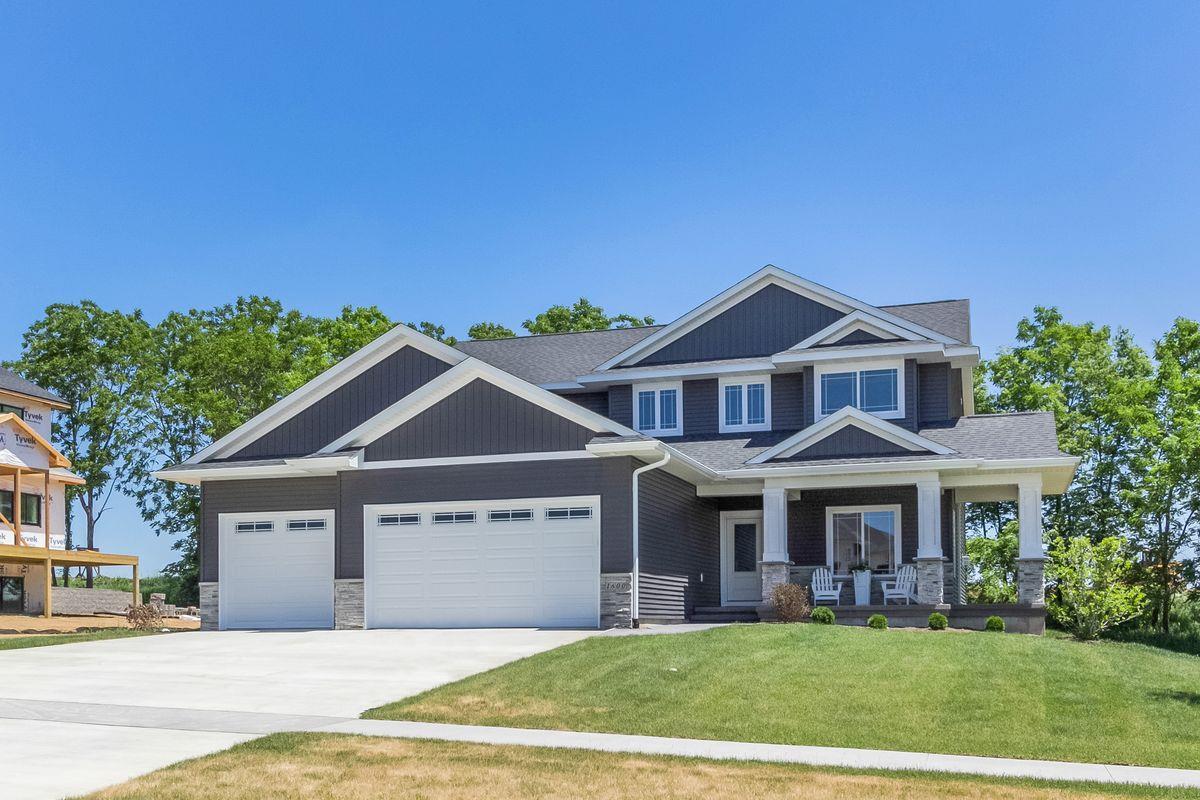 Mike Roberts Construction - Tiffin, IA