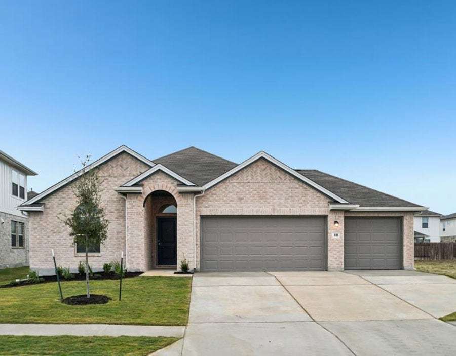 Hamlin - 3 Car - Crosswinds: Kyle, Texas - Milestone Community Builders 