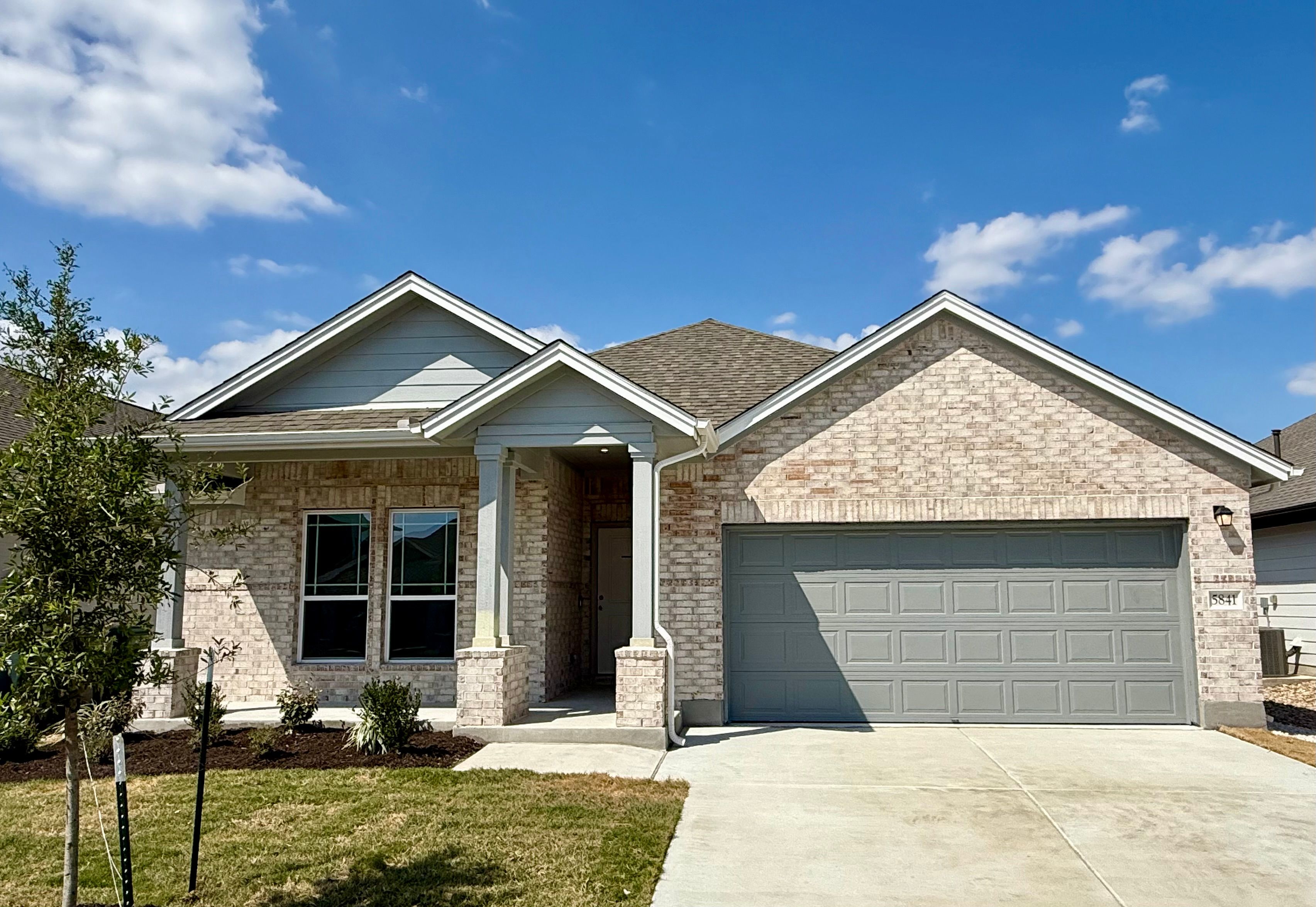 Hamlin - Porter Country: Buda, Texas - Milestone Community Builders 