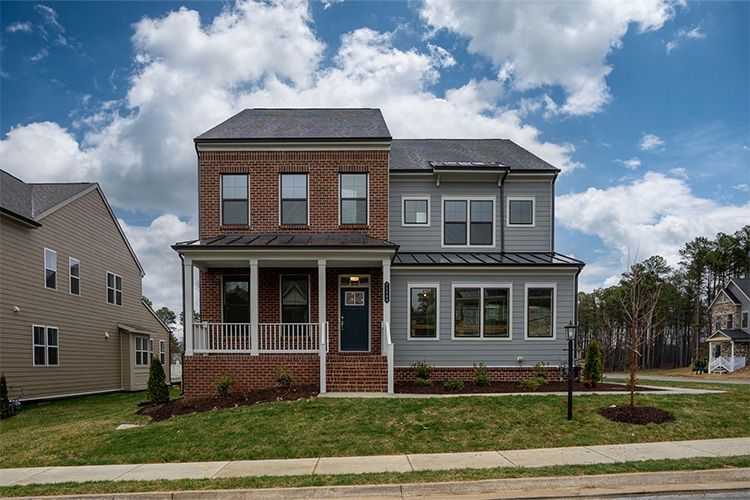 Sadler Square - Glen Allen, VA