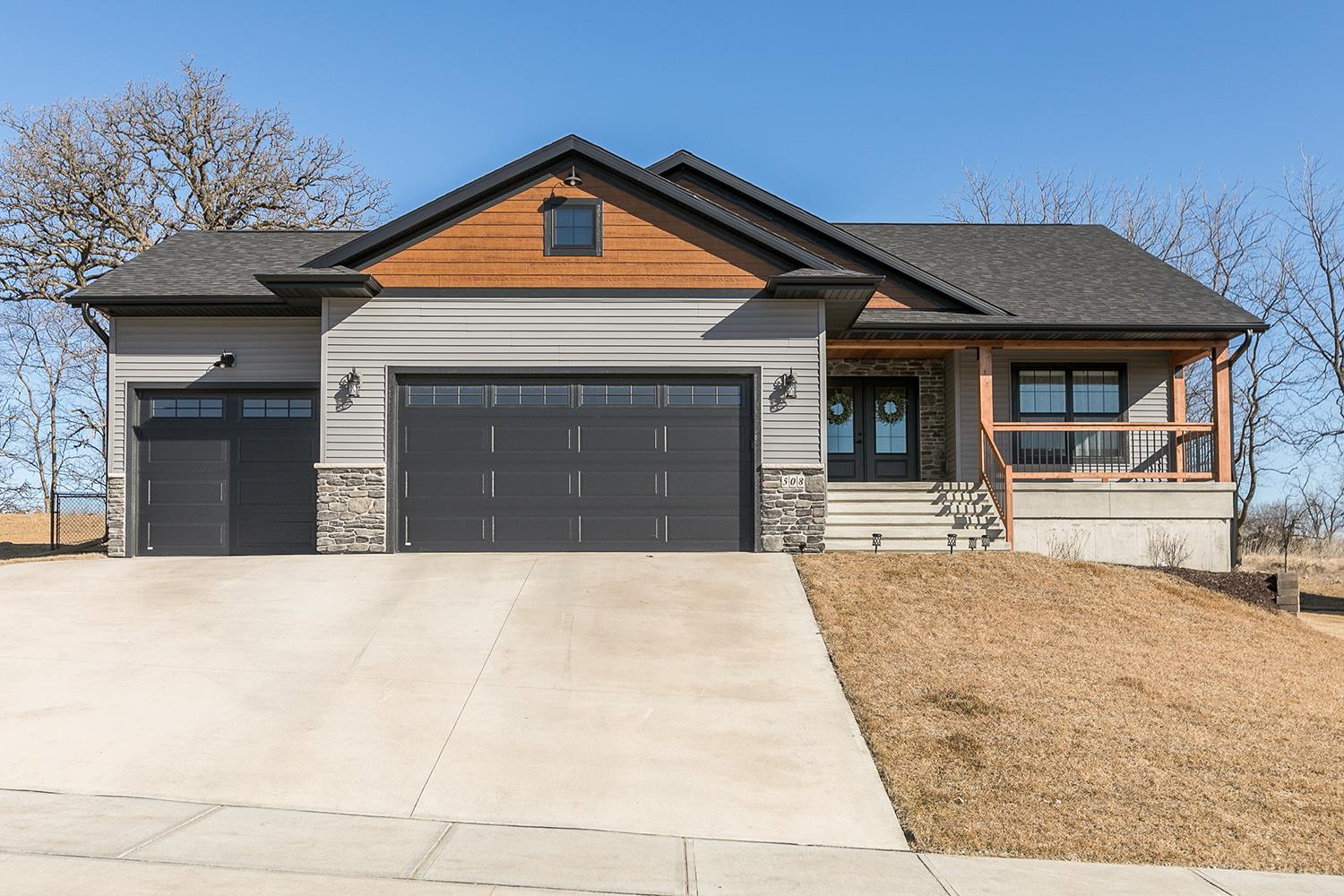 Mills Custom Homes - Tiffin, IA