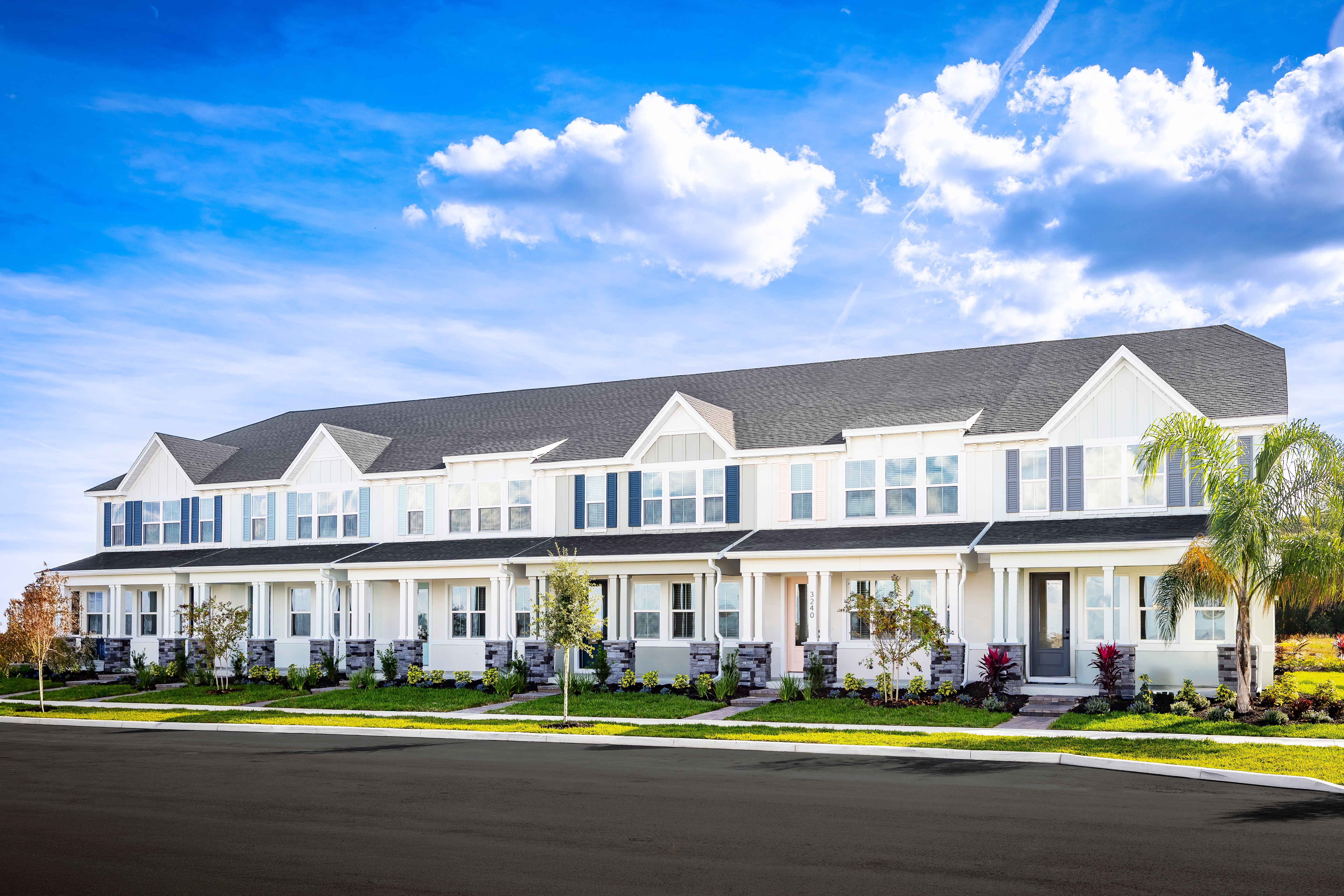 casa en Lake Mattie Preserve Townhomes por Ryan Homes