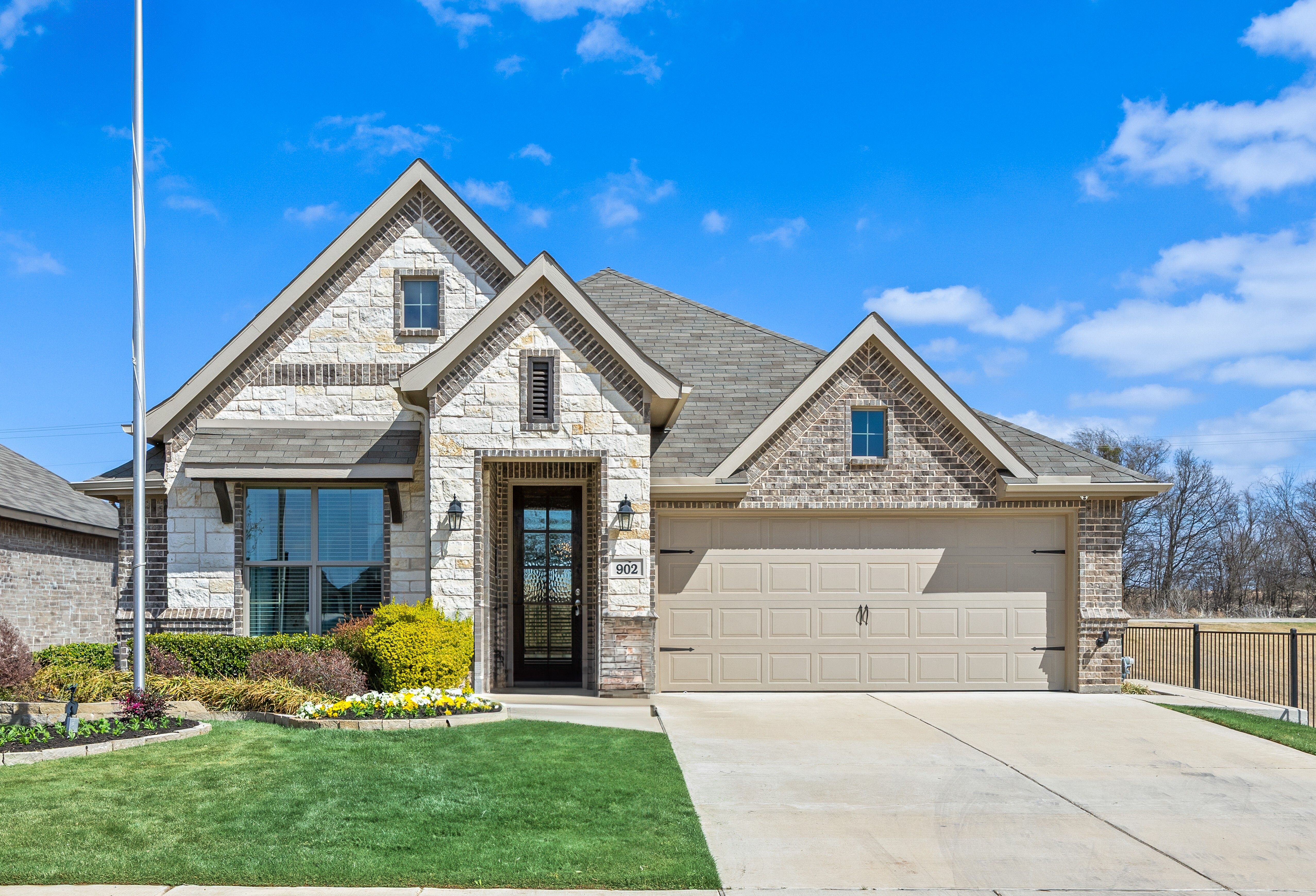 casa en Chisholm Hills por Risewell Homes