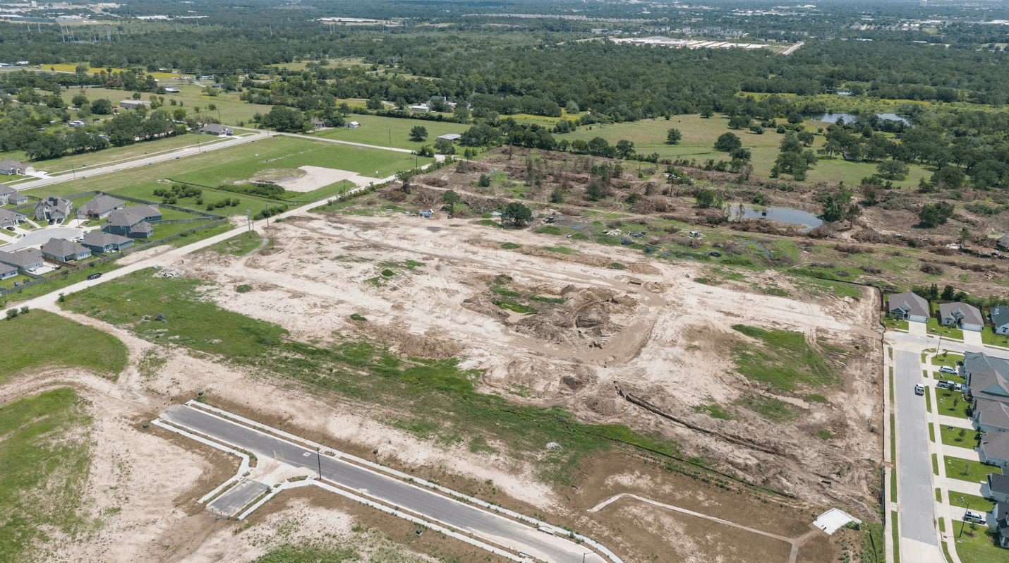 casa en Rock Pointe por New Phase Home Builders