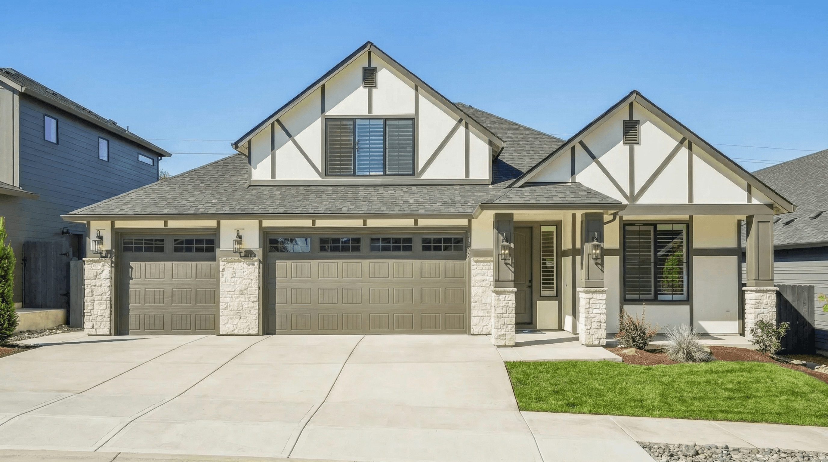 Pleasant Woods por New Tradition Homes en Portland-Vancouver Washington