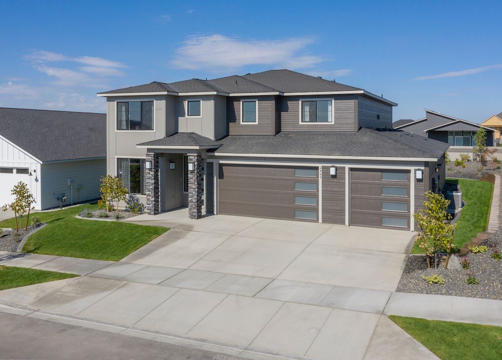 Build on Your Land -  Legacy Collection (Eastern Washington) por New Tradition Homes en Richland Washington