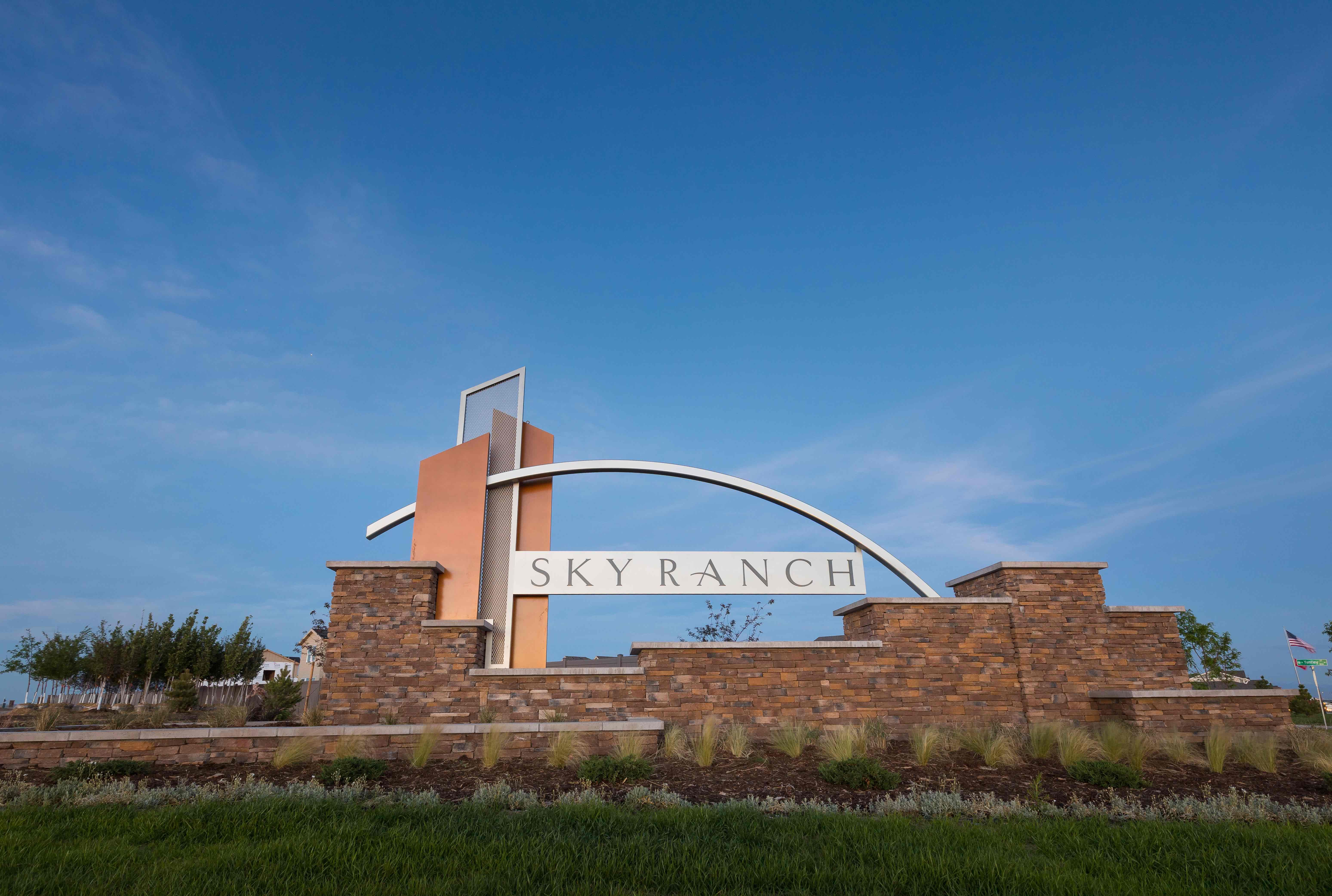casa en Sky Ranch por Oakwood Homes