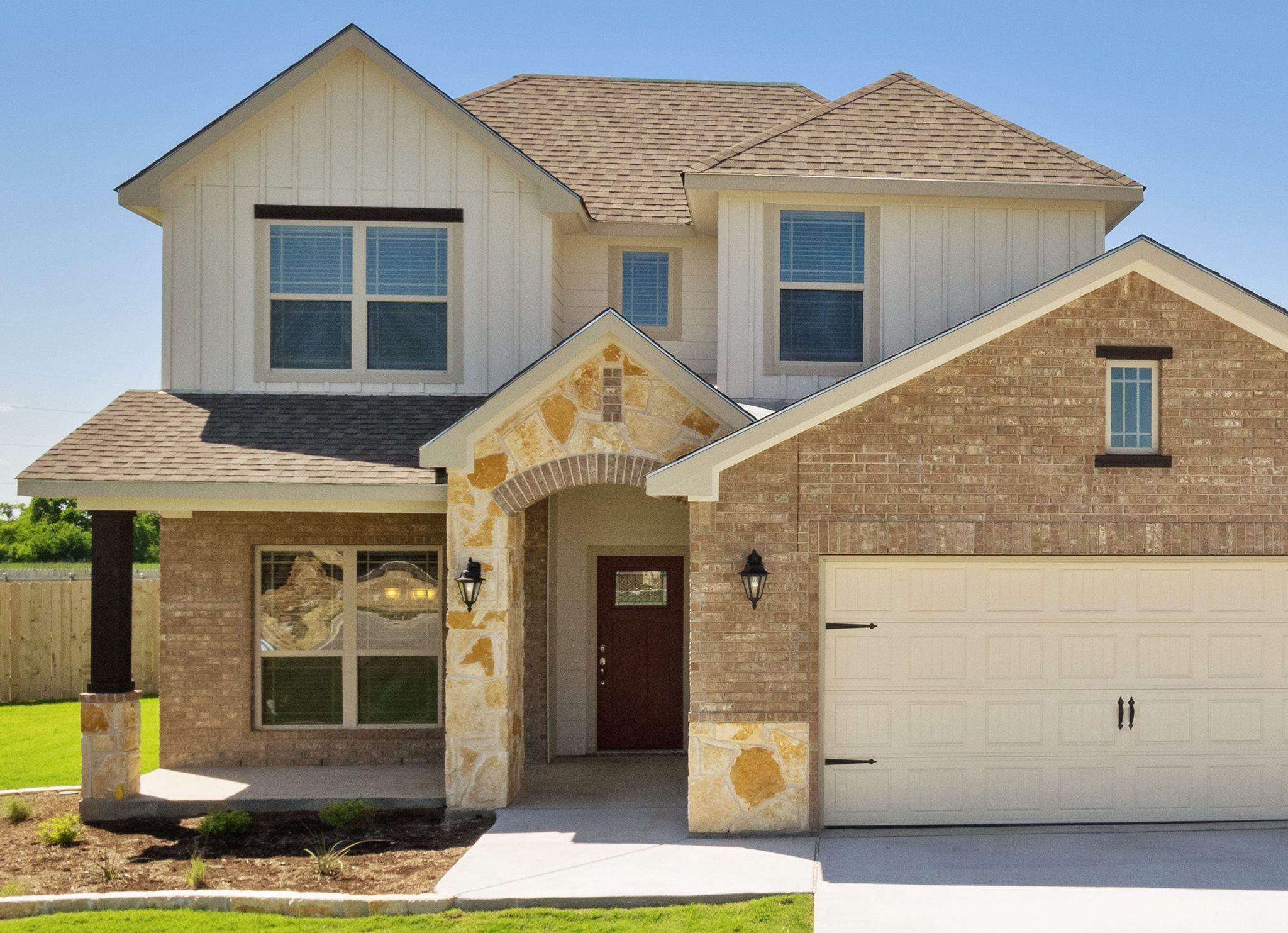 Drake's Landing por Omega Builders en Killeen Texas