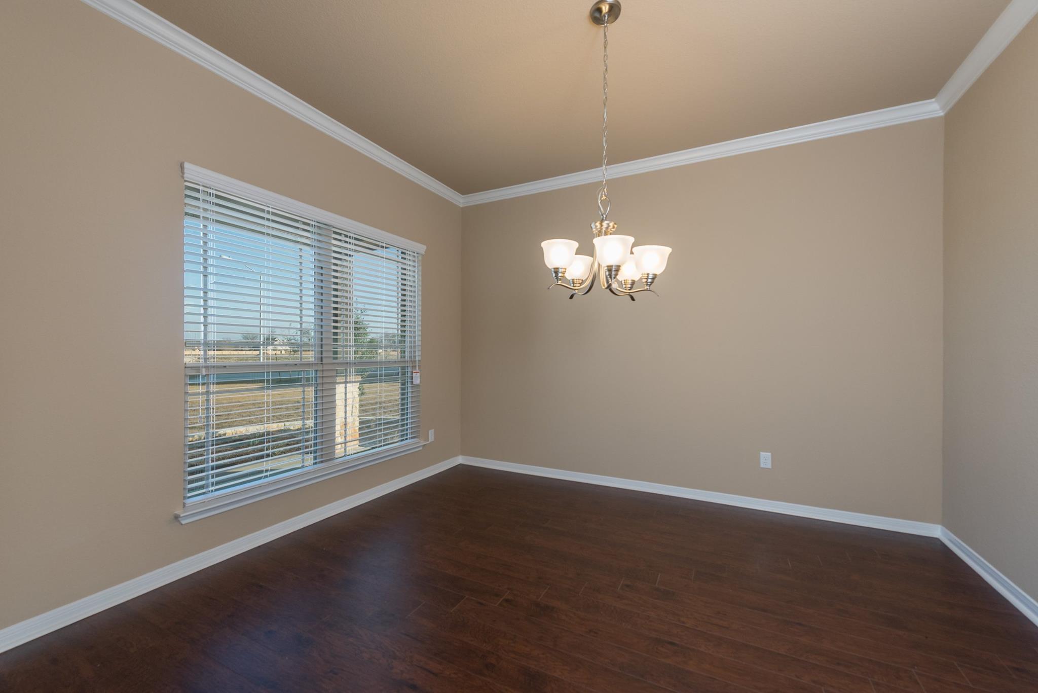 casa en Pleasant Hill por Omega Builders