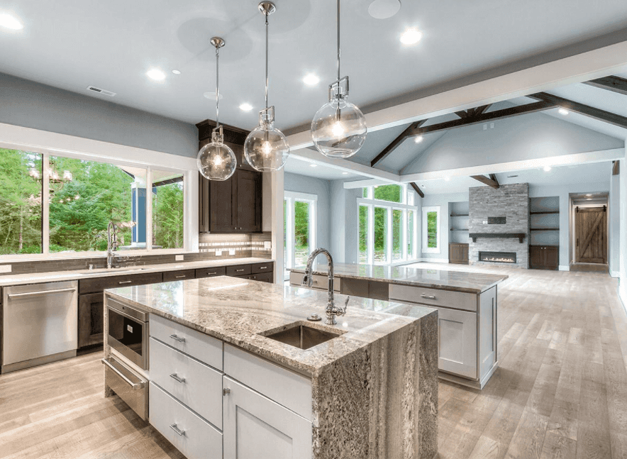 casa en Oregon Custom Homes. por Oregon Custom Homes.