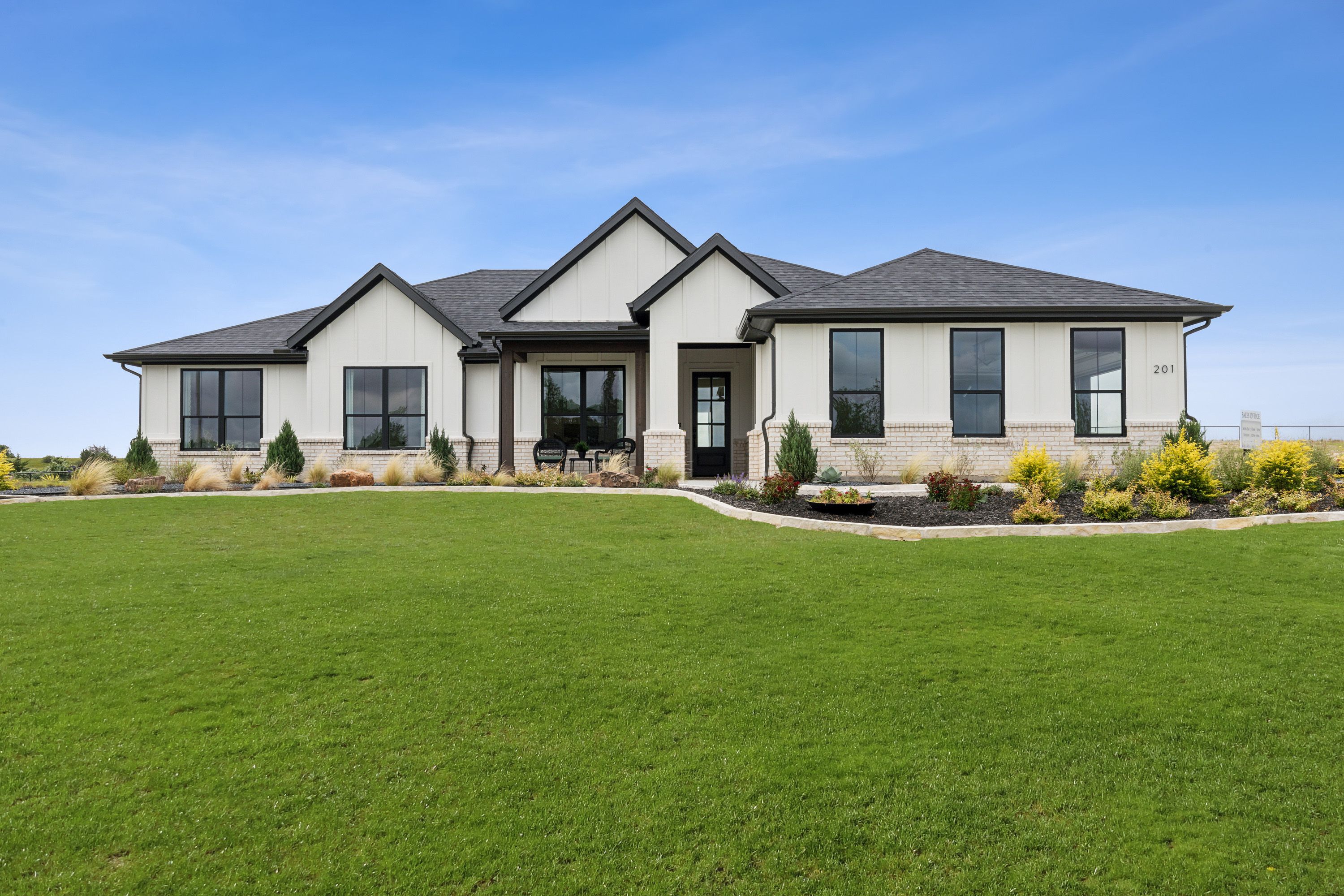 casa en Rocky Top Ranch por Our Country Homes