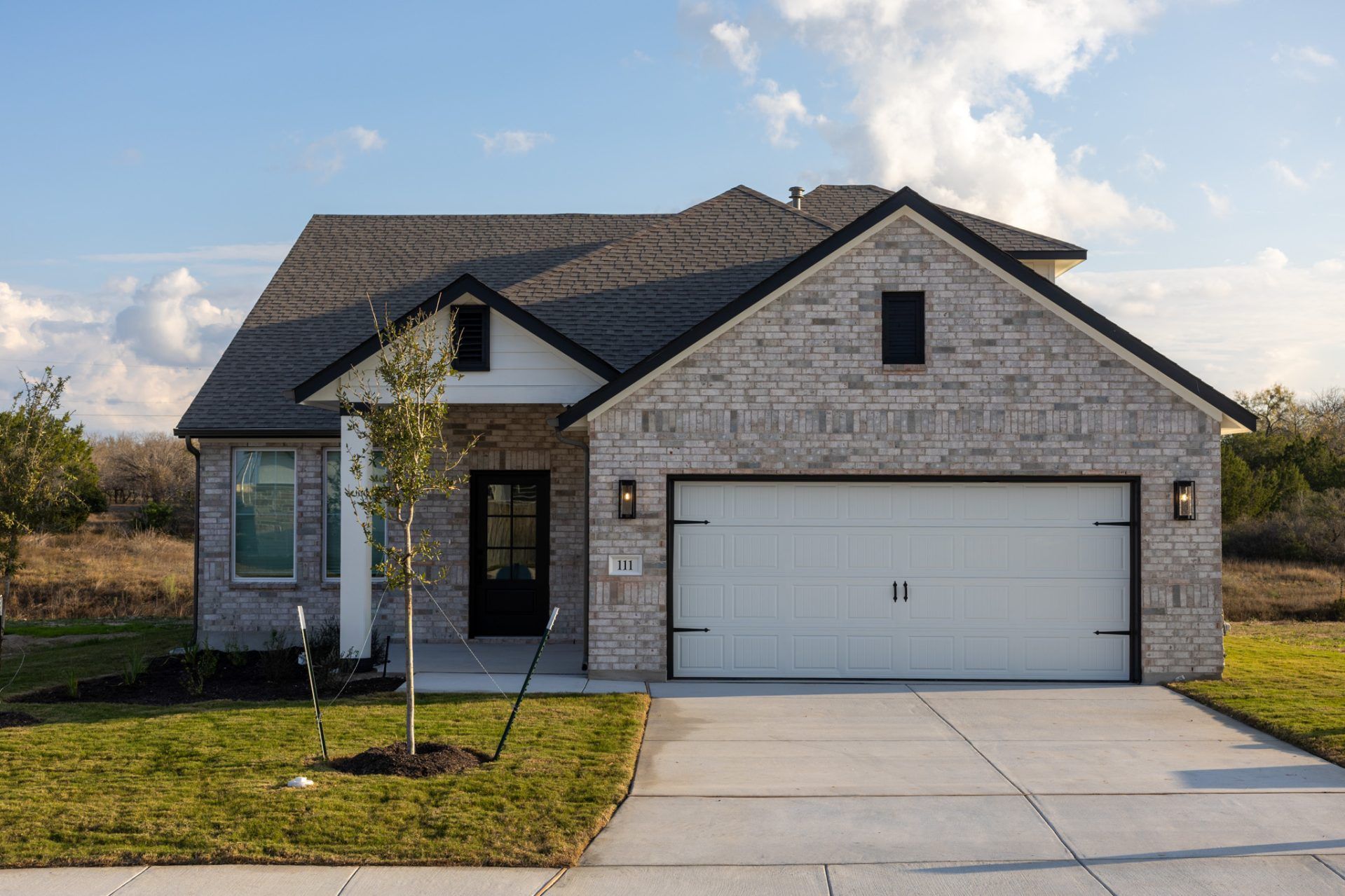 casa en Village at Three Oaks por Pacesetter Homes Texas