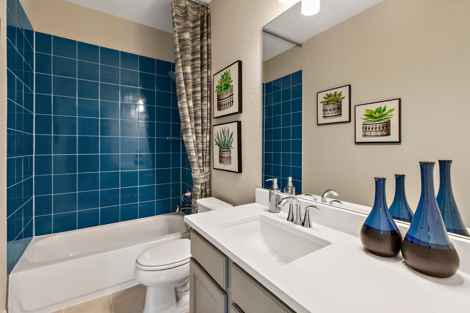 casa en Center 45 por Pacesetter Homes Texas
