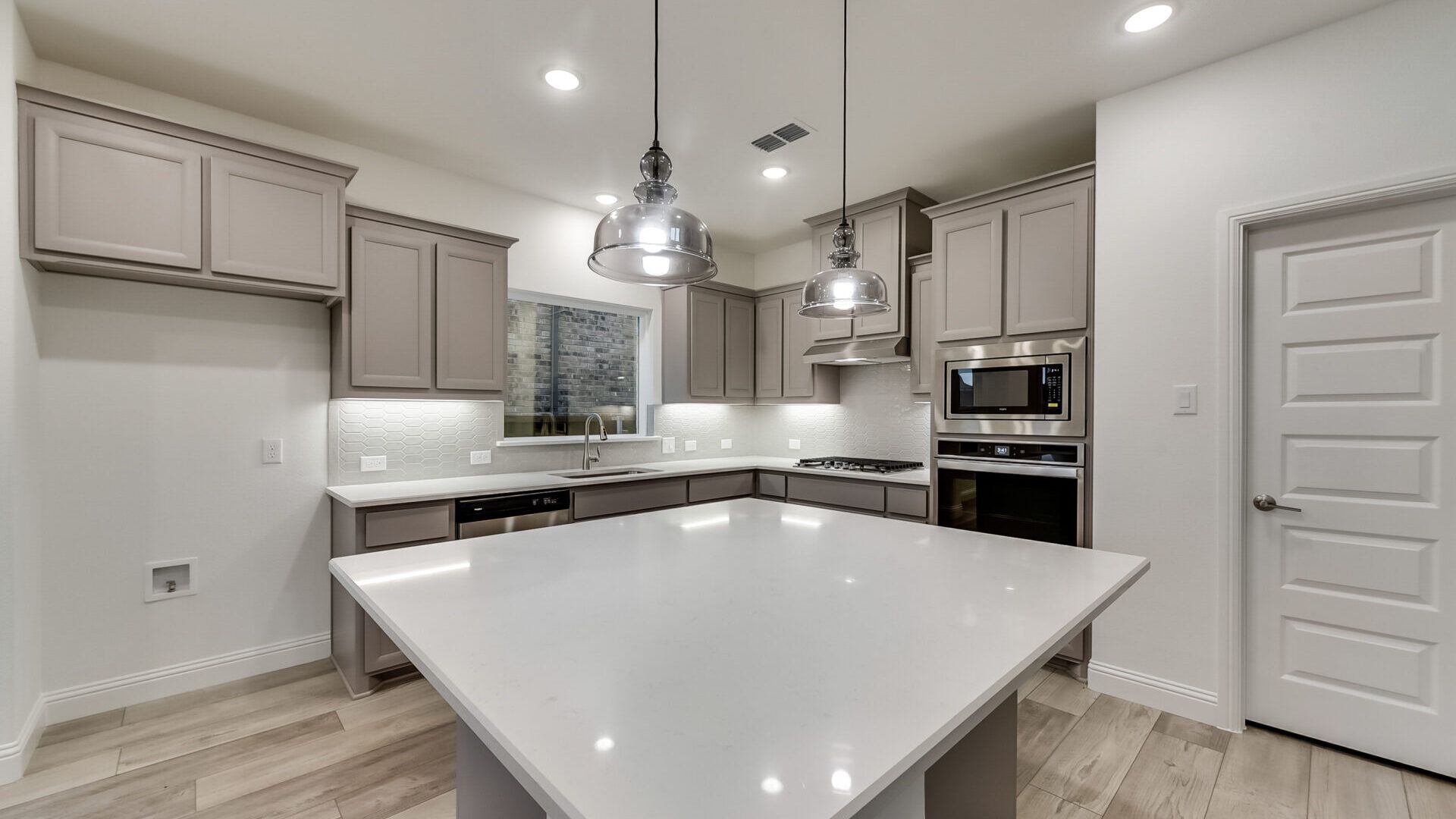 3703 Maize Avenue. Crandall, TX 75114