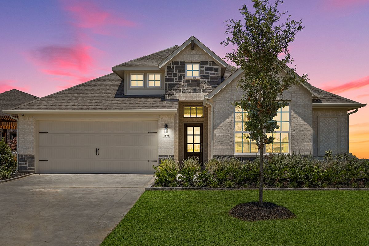 casa en Keeneland por Pacesetter Homes Texas