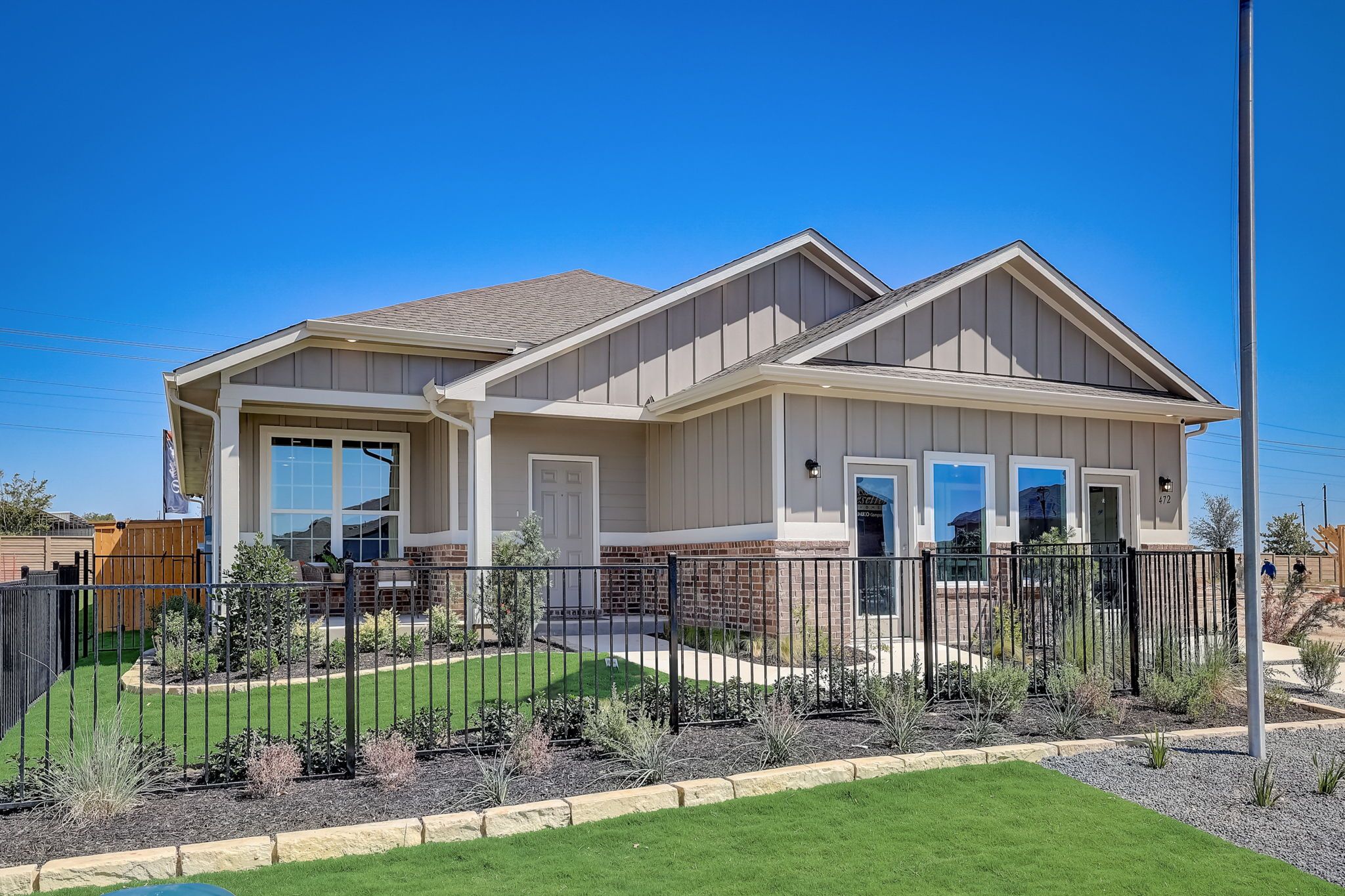 casa en Cool Water at Sonterra por Pacesetter Homes Texas