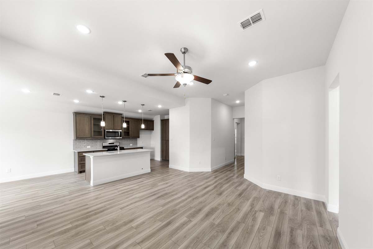 3703 Maize Avenue. Crandall, TX 75114