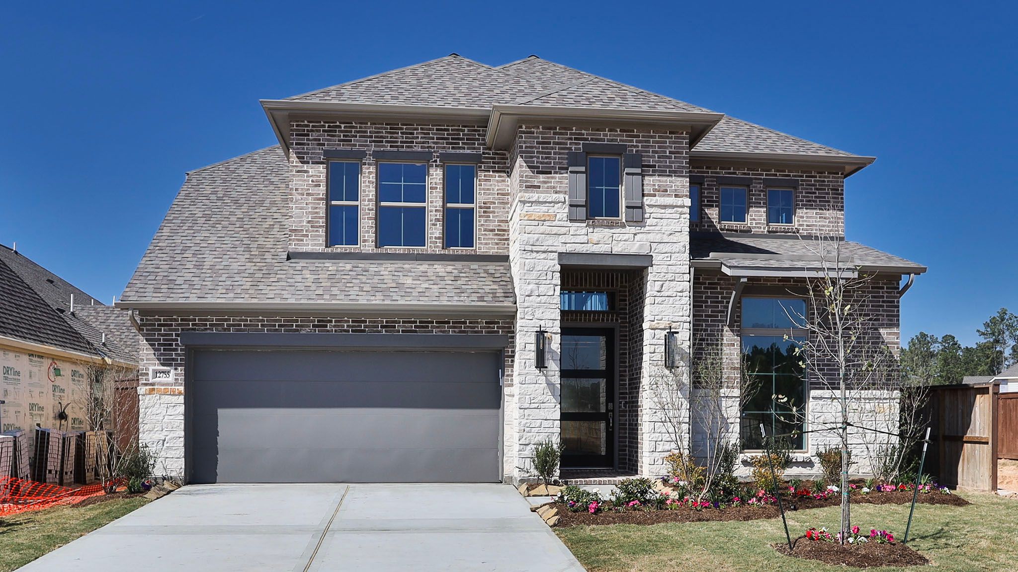 Evergreen 50' por Perry Homes en Houston Texas
