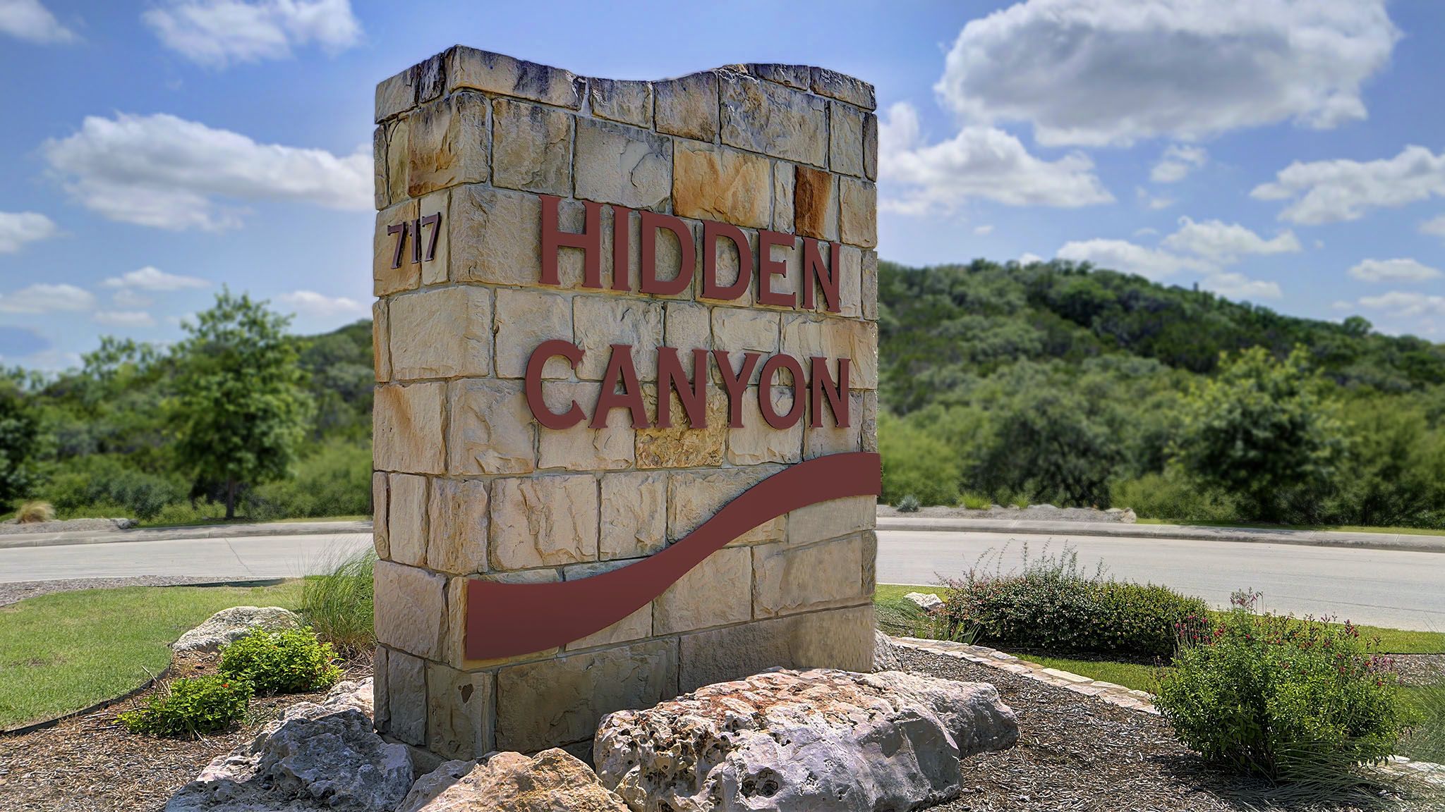 casa en Hidden Canyon 55' por Perry Homes