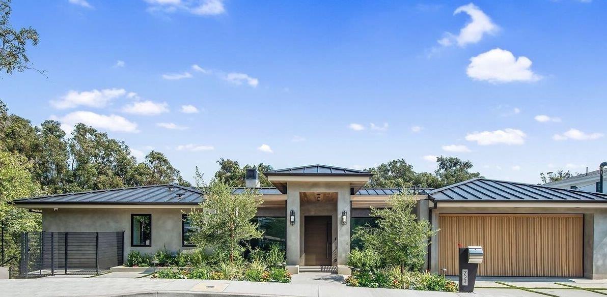 Pobal Construction - : Los Angeles, CA
