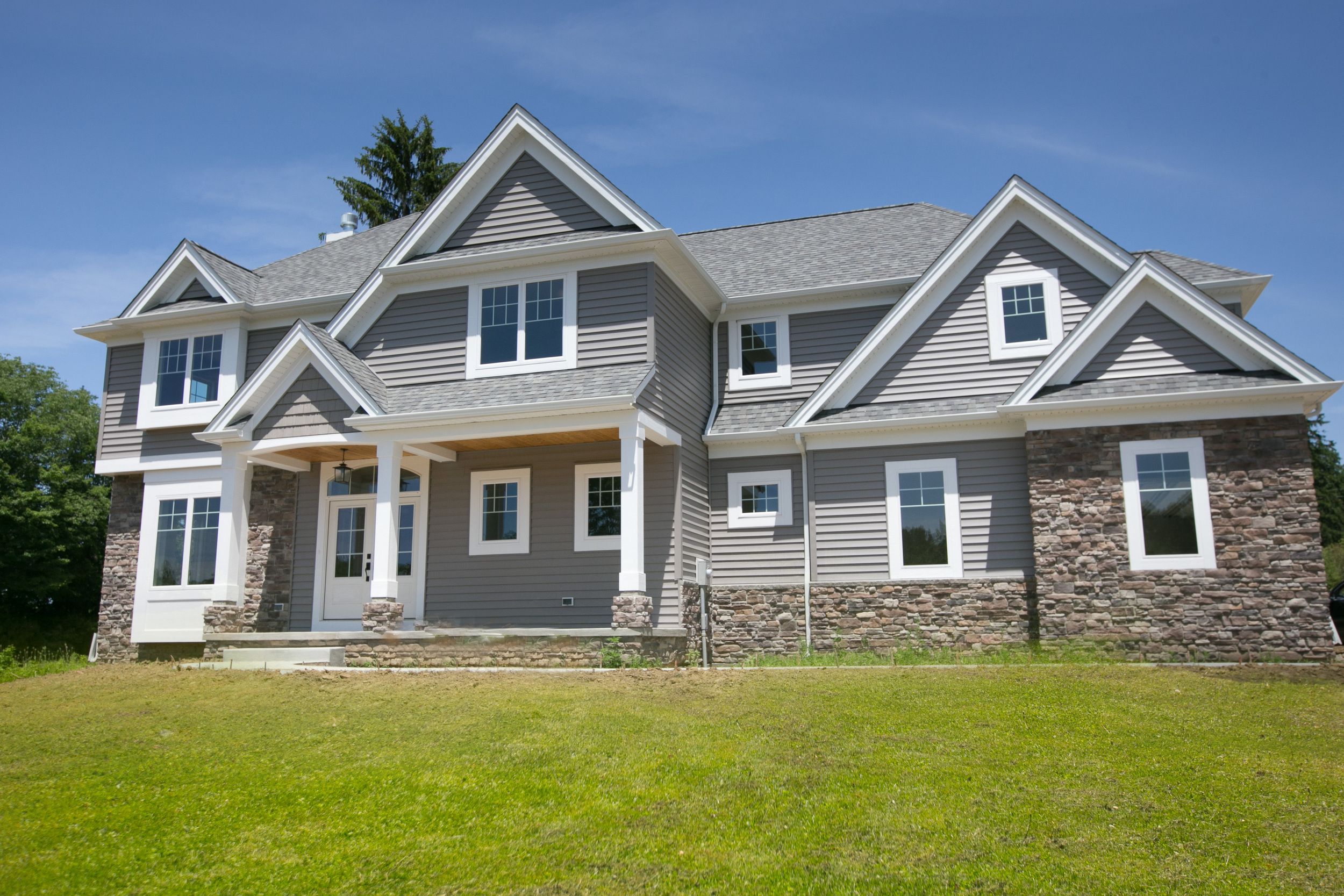 casa en Cedar Lakes por Premier Custom Builders