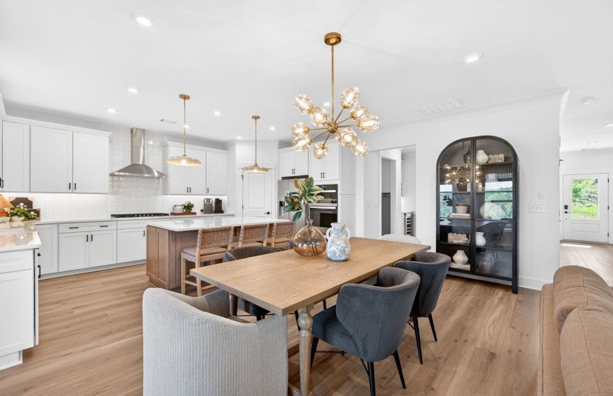 Gourmet Kitchen Available