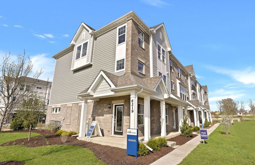Highwood - Rivers Edge: Woodridge, Illinois - Pulte Homes