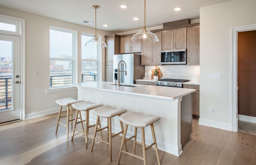 Greenwich - Bridgeview: Kearny, New Jersey - Pulte Homes