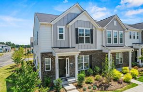 2024 Cobble Court (Graylyn)