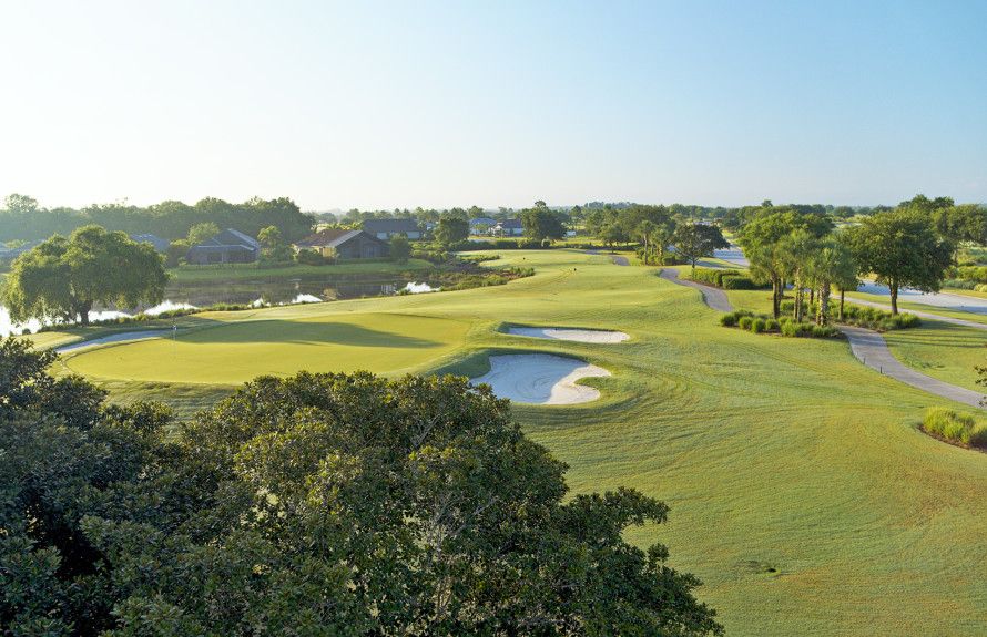 River Hall Country Club por Pulte Homes en Fort Myers Florida