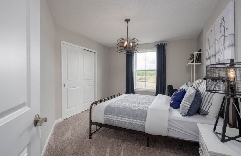 Guest or Kid's Room