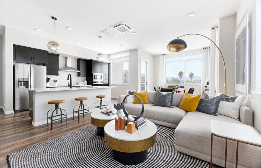 Gateway at Central por Pulte Homes en San Jose California