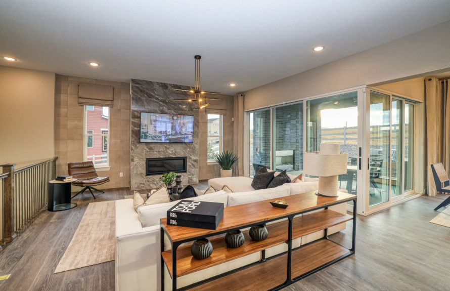 casa en Sterling Ranch por Pulte Homes