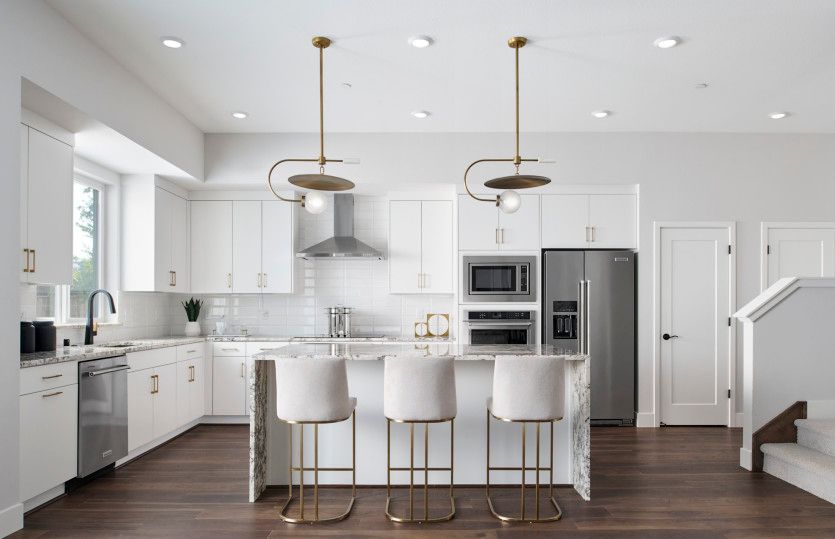 Gorgeous kitchen with large island