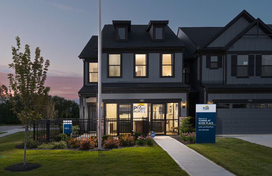 Towns at River Place - Indianapolis, IN