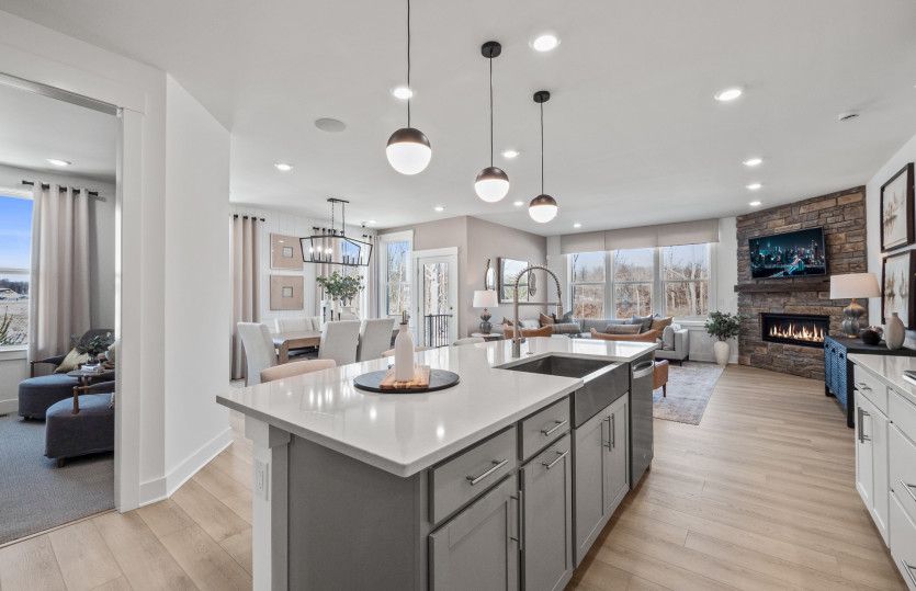 Large Island for Prep or Entertainment