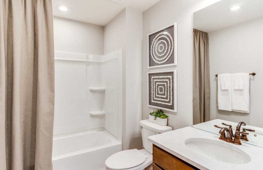 2nd Floor Guest Bathroom