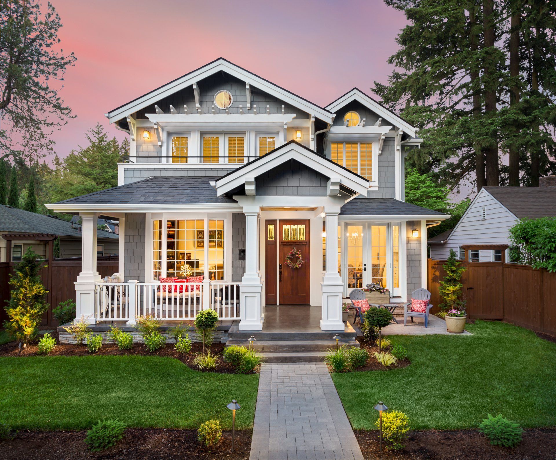 casa en Pine Lakes Community por Queen Construction Inc.