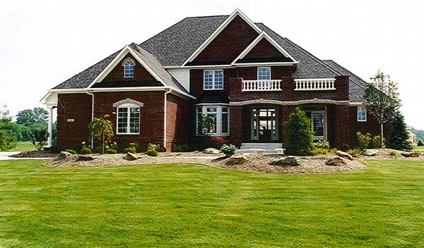 casa en R C Long Custom Homes por R C Long Custom Homes