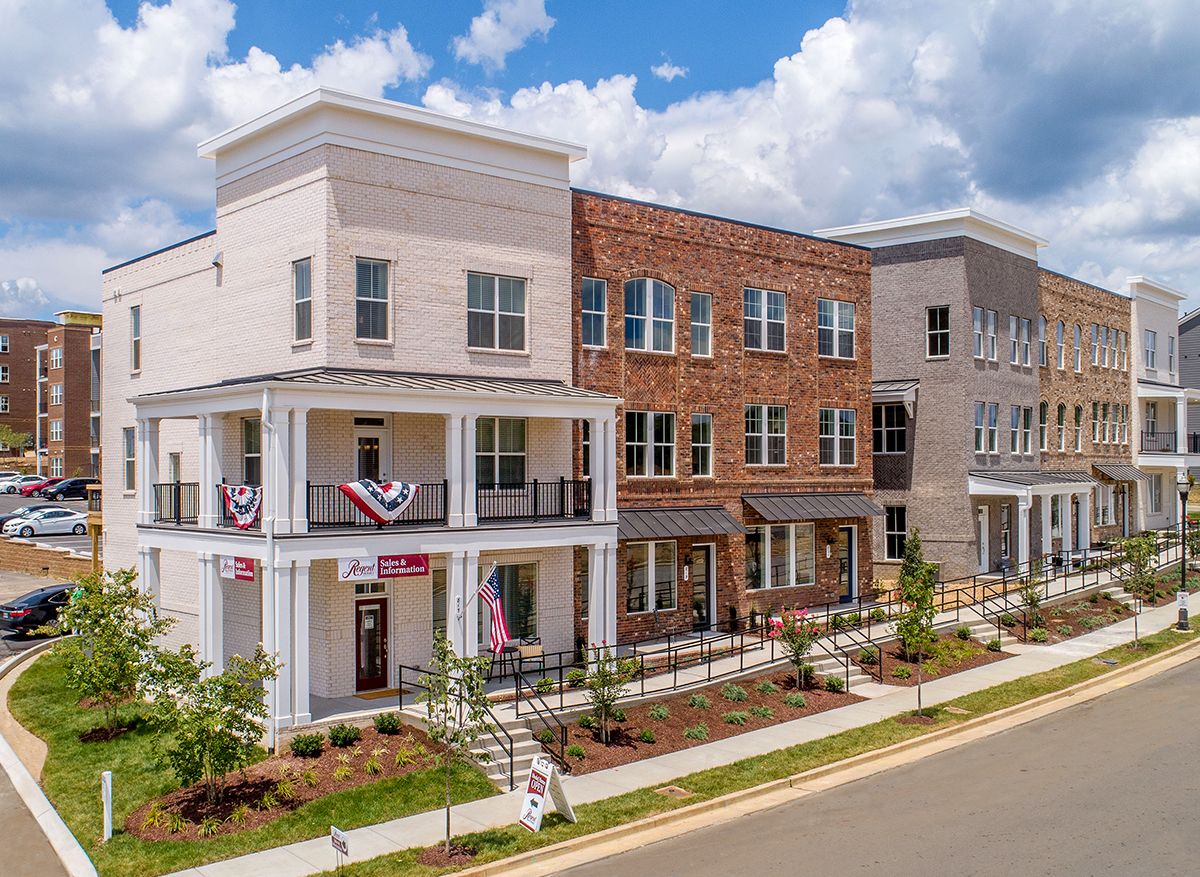 casa en Burkitt Ridge por Regent Homes TN