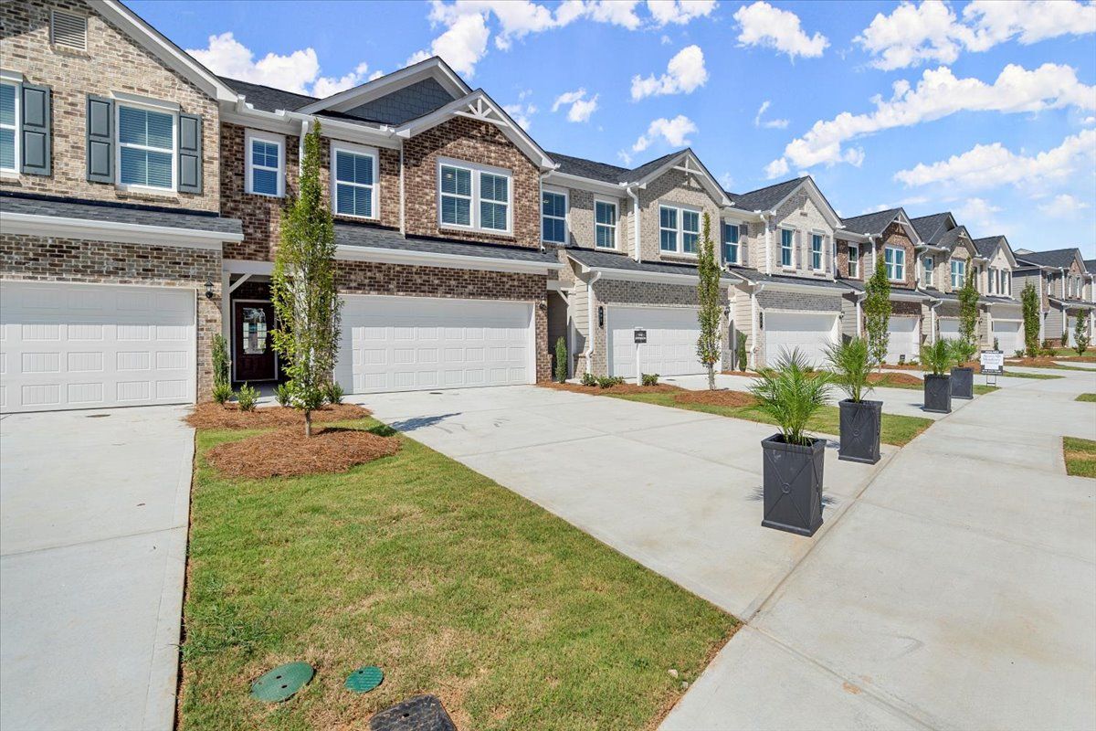 Alcovy Meadows por ResiCraft Homes en Atlanta Georgia