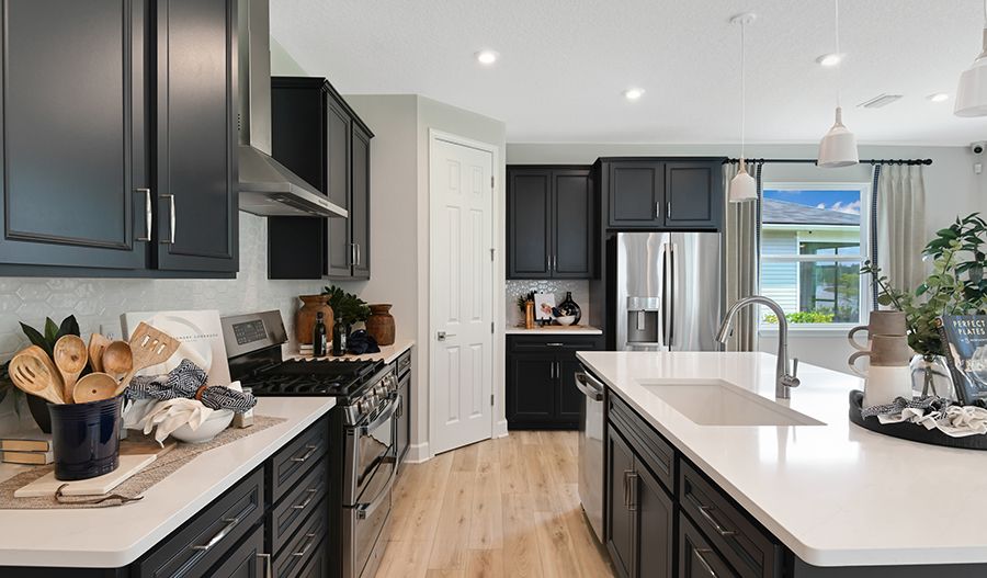 casa en Coastal Gardens por Richmond American Homes