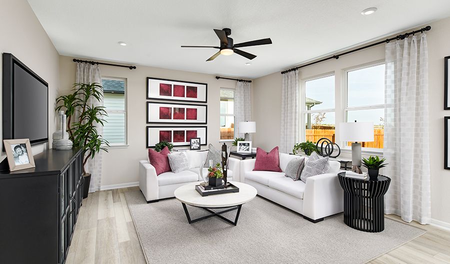 casa en Seasons at Amoruso Ranch por Richmond American Homes