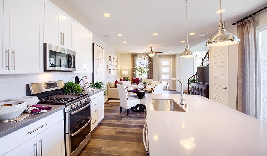 casa en Urban Collection at Parkdale por Richmond American Homes