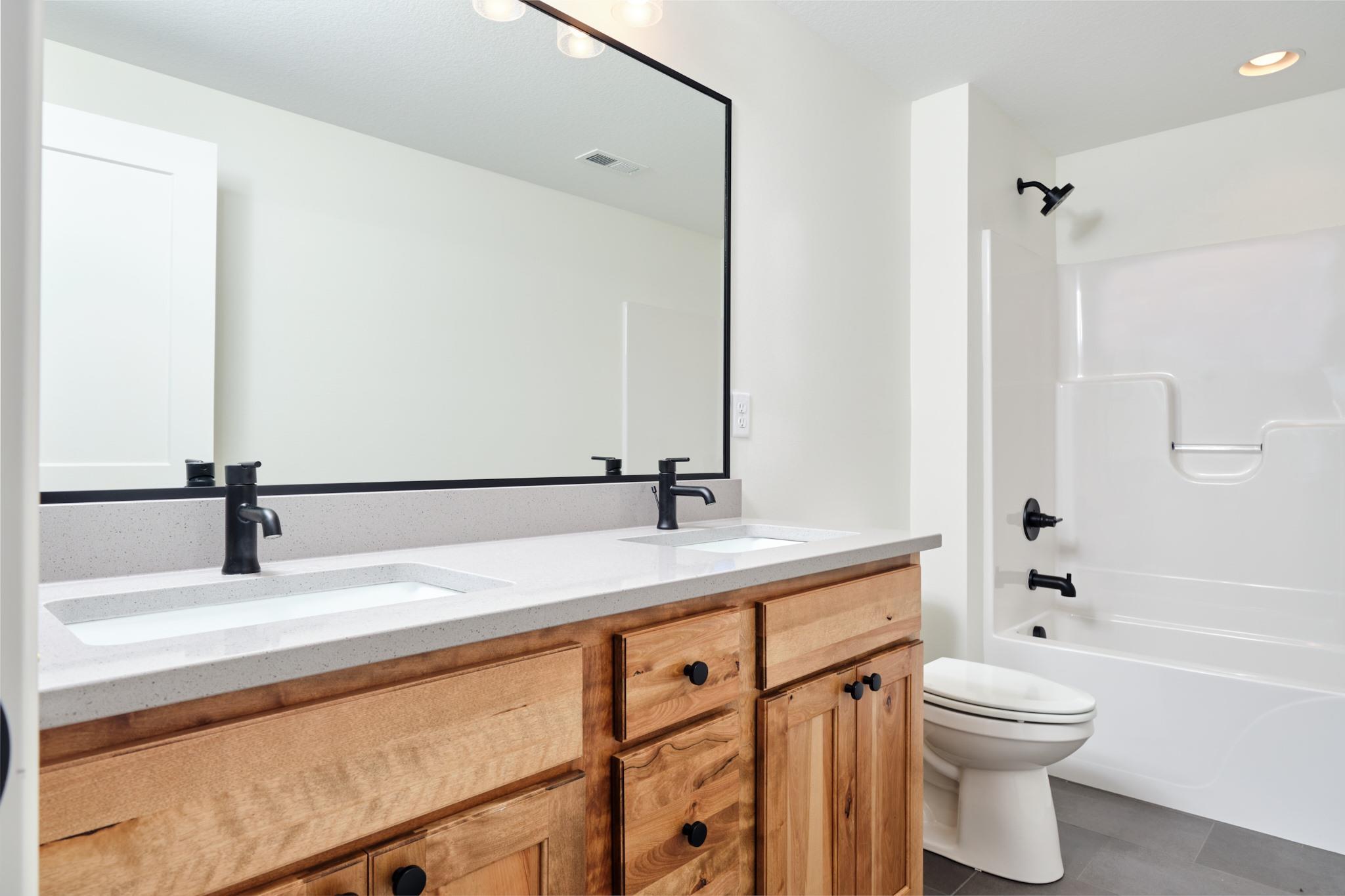 Ridgewood Homes LLC - Ankeny, IA
