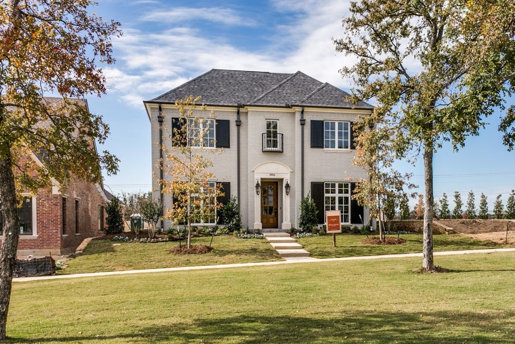 casa en Robinson Builders, Inc. por Robinson Builders, Inc.