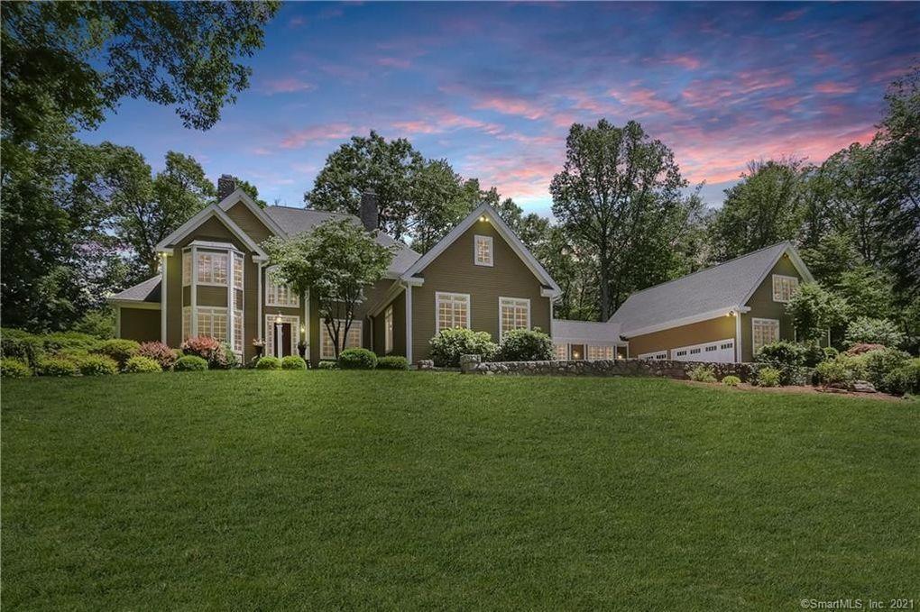 Rock Harbor Builders por Rock Harbor Builders en Danbury Connecticut