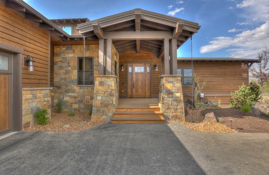 casa en Roguebrothers Construction LLC por Roguebrothers Construction LLC